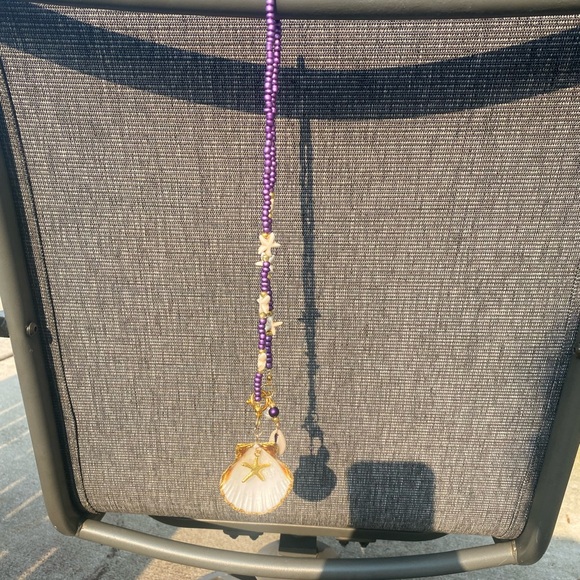 Natural Shell Gilded in Gold Leaf with a Starfish-Freshwater Pearl Boho Necklace - Picture 4 of 7